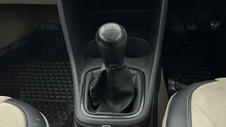 Used 2013 Volkswagen Polo [2010-2014] Comfortline 1.2L (P) Petrol Manual interior GEAR  KNOB VIEW