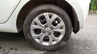 Used 2014 Hyundai Grand i10 [2013-2017] Magna 1.2 Kappa VTVT Petrol Manual tyres LEFT REAR TYRE RIM VIEW