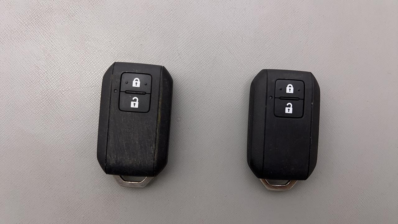 Used 2020 Maruti Suzuki Baleno [2019-2022] Zeta Petrol Petrol Manual extra CAR KEY VIEW