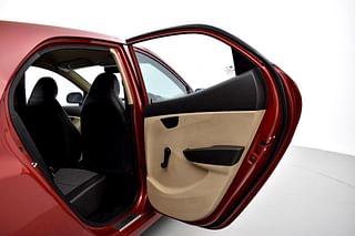 Used 2012 Hyundai Eon [2011-2018] Magna Petrol Manual interior RIGHT REAR DOOR OPEN VIEW