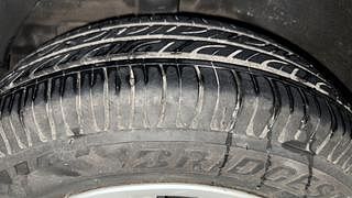 Used 2016 Hyundai Elite i20 [2014-2018] Magna 1.2 Petrol Manual tyres RIGHT REAR TYRE TREAD VIEW