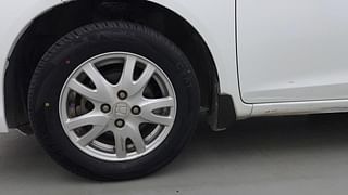 Used 2018 Honda Brio [2017-2018] VX AT Petrol Automatic tyres LEFT FRONT TYRE RIM VIEW