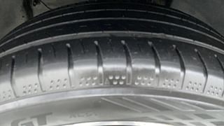 Used 2017 Renault Captur [2017-2020] RXT Diesel Diesel Manual tyres LEFT FRONT TYRE TREAD VIEW