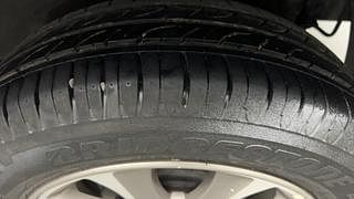Used 2016 Hyundai Grand i10 [2013-2017] Asta 1.1 CRDi (O) Diesel Manual tyres LEFT REAR TYRE TREAD VIEW