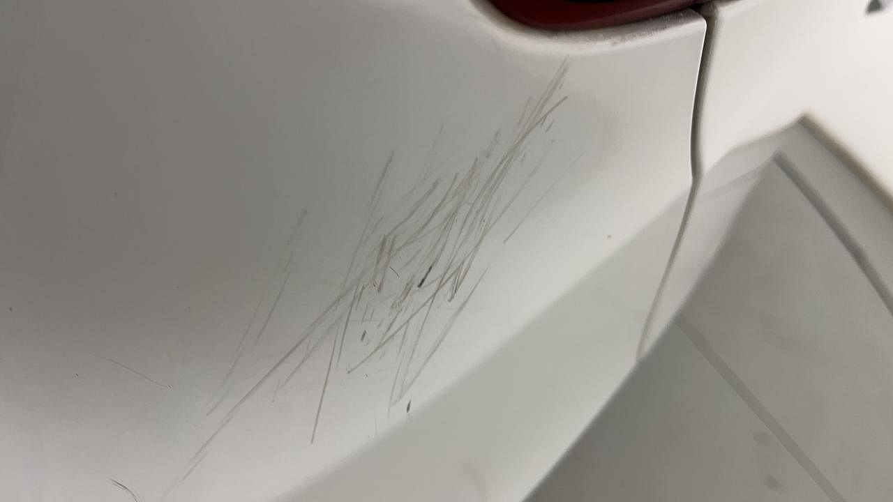 Used 2015 Hyundai Elite i20 [2014-2018] Asta 1.4 CRDI Diesel Manual dents MINOR SCRATCH