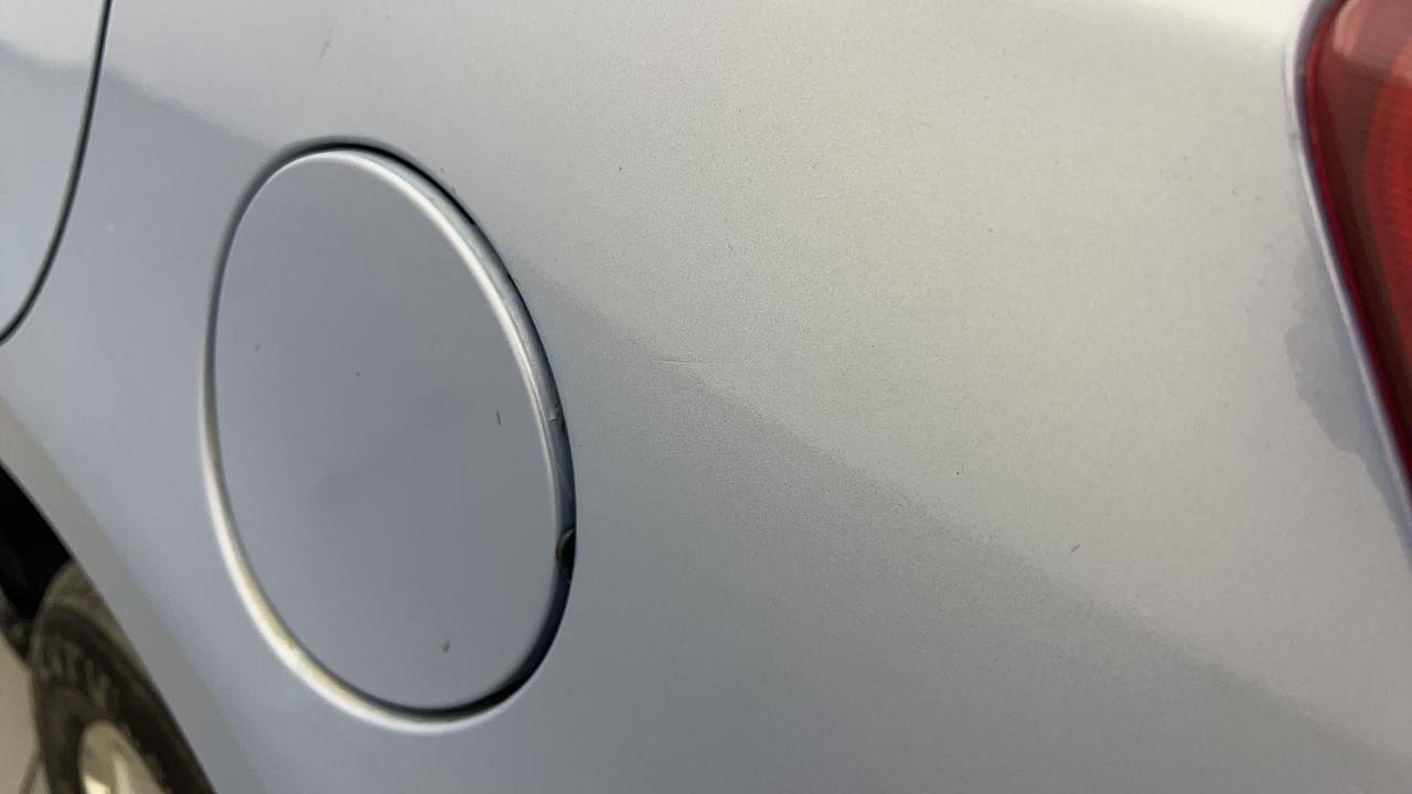 Used 2015 Maruti Suzuki Swift Dzire ZXI Petrol Manual dents MINOR DENT