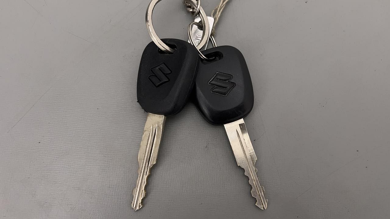 Used 2018 Maruti Suzuki Alto K10 [2014-2019] VXi (O) Petrol Manual extra CAR KEY VIEW