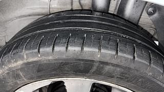 Used 2015 Hyundai Elite i20 [2014-2018] Asta 1.2 Petrol Manual tyres LEFT REAR TYRE TREAD VIEW
