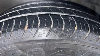 Used 2015 Maruti Suzuki Ciaz [2014-2017] ZXi Petrol Manual tyres RIGHT FRONT TYRE TREAD VIEW