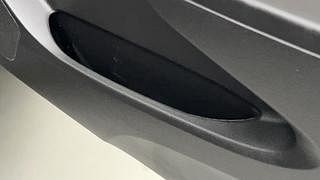 Used 2020 Maruti Suzuki Alto 800 [2019-2022] LXI Petrol Manual top_features Door pockets