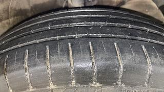 Used 2022 maruti-suzuki Dzire ZXI Petrol Manual tyres RIGHT FRONT TYRE TREAD VIEW