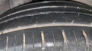 Used 2011 Hyundai i20 [2011-2014] 1.2 sportz Petrol Manual tyres LEFT REAR TYRE TREAD VIEW