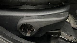 Used 2015 Hyundai Xcent [2014-2017] S (O) Petrol Petrol Manual top_features Height adjustable driver seat