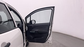 Used 2016 Maruti Suzuki Ritz [2012-2017] Ldi Diesel Manual interior RIGHT FRONT DOOR OPEN VIEW