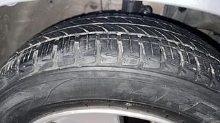 Used 2014 Honda City [2014-2017] V Petrol Manual tyres RIGHT FRONT TYRE TREAD VIEW