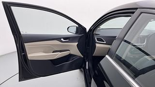 Used 2018 Hyundai Verna [2017-2020] 1.6 VTVT SX (O) Petrol Manual interior LEFT FRONT DOOR OPEN VIEW