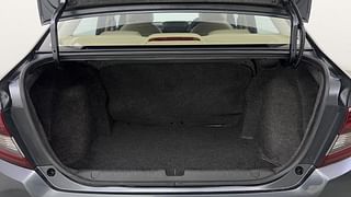 Used 2021 Honda Amaze 1.2 VX i-VTEC Petrol Manual interior DICKY INSIDE VIEW