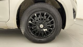 Used 2015 Maruti Suzuki Ritz [2012-2017] Vdi Diesel Manual tyres RIGHT FRONT TYRE RIM VIEW