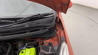 Used 2019 Hyundai Grand i10 [2017-2020] Sportz 1.2 Kappa VTVT Petrol Manual engine ENGINE LEFT SIDE HINGE & APRON VIEW