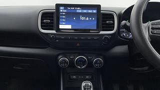 Used 2021 Hyundai Venue [2019-2022] SX 1.0  Turbo Petrol Manual interior MUSIC SYSTEM & AC CONTROL VIEW