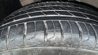 Used 2016 Hyundai Creta [2015-2018] 1.6 SX Plus Auto Petrol Petrol Automatic tyres LEFT FRONT TYRE TREAD VIEW