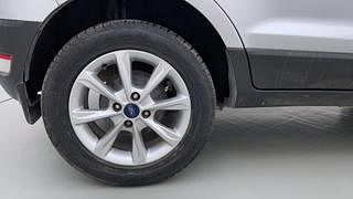 Used 2019 Ford EcoSport [2017-2021] Titanium 1.5L Ti-VCT Petrol Manual tyres RIGHT REAR TYRE RIM VIEW