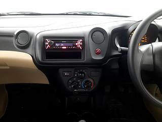 Used 2014 Honda Amaze [2013-2016] 1.2 E i-VTEC Petrol Manual interior MUSIC SYSTEM & AC CONTROL VIEW