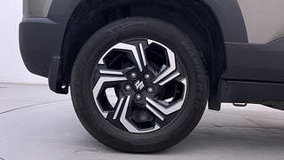 Used 2023 Maruti Suzuki Brezza ZXI Plus AT Petrol Automatic tyres RIGHT REAR TYRE RIM VIEW