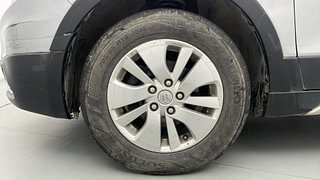 Used 2015 Maruti Suzuki S-Cross [2015-2017] Alpha 1.6 Diesel Manual tyres LEFT FRONT TYRE RIM VIEW