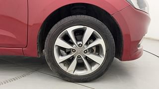Used 2017 Hyundai Elite i20 [2014-2018] Asta 1.2 Dual Tone Petrol Manual tyres RIGHT FRONT TYRE RIM VIEW