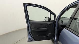 Used 2013 Maruti Suzuki Ritz [2012-2017] Vxi Petrol Manual interior LEFT FRONT DOOR OPEN VIEW