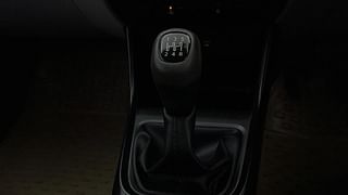 Used 2021 Tata Altroz XE 1.2 Rhythm Petrol Manual interior GEAR  KNOB VIEW