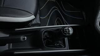 Used 2018 Maruti Suzuki Baleno [2015-2019] Delta Petrol Petrol Manual interior GEAR  KNOB VIEW