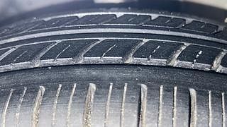 Used 2015 Hyundai Eon [2011-2018] Era + Petrol Manual tyres RIGHT FRONT TYRE TREAD VIEW