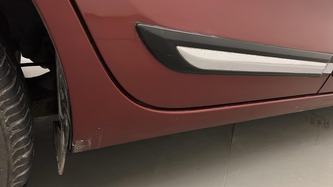Used 2018 Maruti Suzuki Dzire [2017-2020] ZXi AMT Petrol Automatic dents MINOR SCRATCH