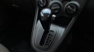 Used 2012 Hyundai i10 [2010-2016] Sportz AT Petrol Petrol Automatic interior GEAR  KNOB VIEW