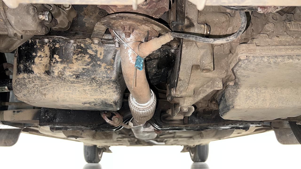 Used 2011 Volkswagen Vento [2010-2015] Highline Petrol AT Petrol Automatic extra FRONT LEFT UNDERBODY VIEW