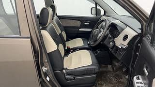 Used 2016 Maruti Suzuki Wagon R 1.0 [2010-2019] VXi Petrol Manual interior RIGHT SIDE FRONT DOOR CABIN VIEW
