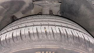Used 2018 Renault Duster [2017-2020] RXS CVT Petrol Petrol Automatic tyres LEFT FRONT TYRE TREAD VIEW