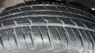 Used 2017 Renault Kwid [2015-2019] RXL Petrol Manual tyres LEFT REAR TYRE TREAD VIEW
