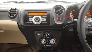 Used 2014 Honda Amaze [2013-2018] 1.2 S i-VTEC Petrol Manual interior MUSIC SYSTEM & AC CONTROL VIEW