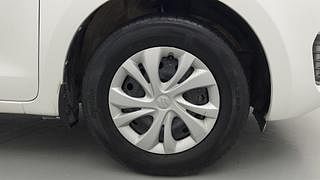 Used 2021 Maruti Suzuki Swift VXI Petrol Manual tyres RIGHT FRONT TYRE RIM VIEW