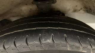 Used 2022 Maruti Suzuki Eeco AC(O) CNG 5 STR Petrol+cng Manual tyres RIGHT FRONT TYRE TREAD VIEW