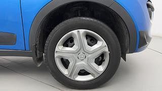Used 2019 Tata Nexon [2017-2020] XM Petrol Petrol Manual tyres RIGHT FRONT TYRE RIM VIEW
