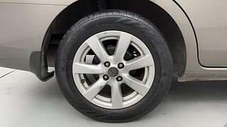 Used 2014 Nissan Sunny [2011-2014] XV Petrol Manual tyres RIGHT REAR TYRE RIM VIEW