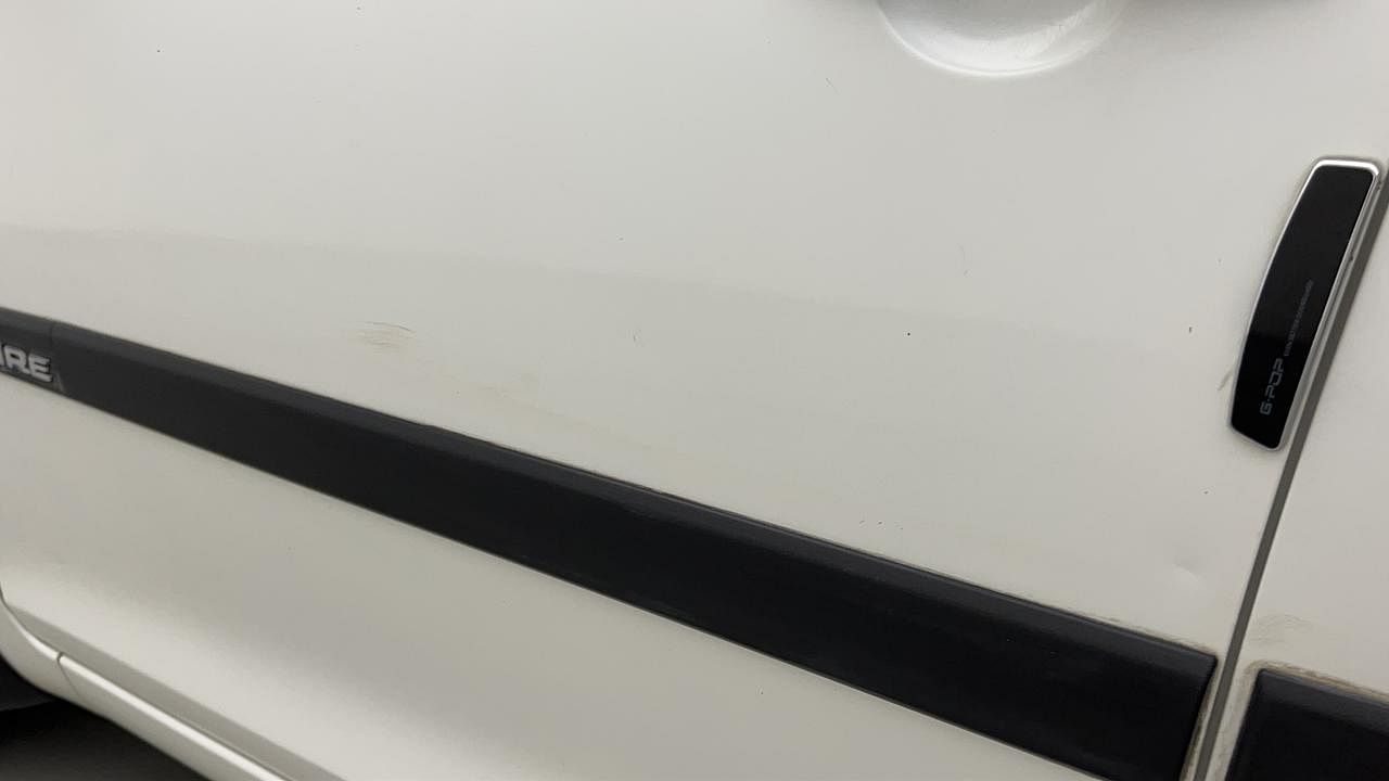 Used 2013 Maruti Suzuki Swift Dzire [2012-2017] VXi CNG (Outside Fitted) Petrol+cng Manual dents MINOR SCRATCH