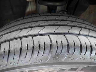 Used 2022 Renault Kiger RXT (O) AMT Petrol Automatic tyres LEFT FRONT TYRE TREAD VIEW