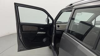 Used 2014 Maruti Suzuki Wagon R 1.0 [2010-2019] LXi Petrol Manual interior LEFT FRONT DOOR OPEN VIEW