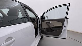Used 2013 Skoda Rapid [2011-2016] Elegance Plus Diesel MT Diesel Manual interior RIGHT FRONT DOOR OPEN VIEW