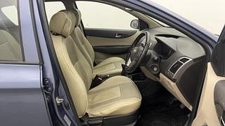 Used 2013 Hyundai i20 [2012-2014] Sportz 1.2 Petrol Manual interior RIGHT SIDE FRONT DOOR CABIN VIEW